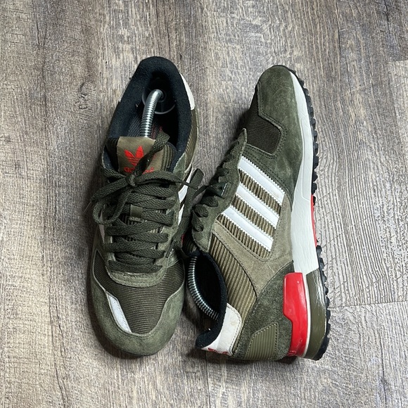 Adidas - Picture 7 of 7